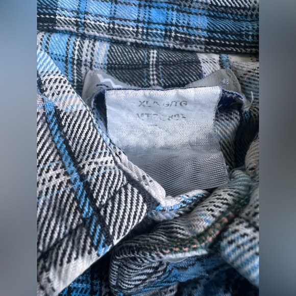 Vintage Wrangler wrancher blue plaid flannel shirt snap closure men’s size XL - Picture 6 of 6